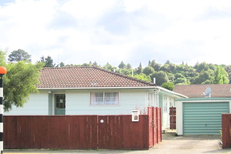 Photo of property in 1/15 Gemstone Drive, Birchville, Upper Hutt, 5018