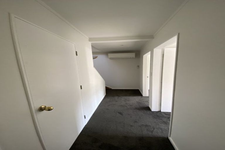 Photo of property in 183 Glenmore Street, Kelburn, Wellington, 6012