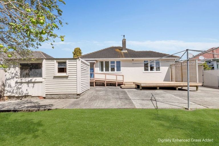 Photo of property in 7 Bristol Crescent, Roslyn, Palmerston North, 4414