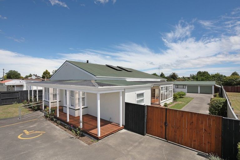 Photo of property in 161 Bridge Street, Bulls, 4818