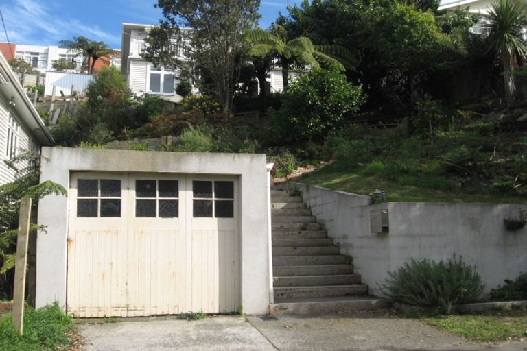 Photo of property in 14 Ponsonby Road, Karori, Wellington, 6012