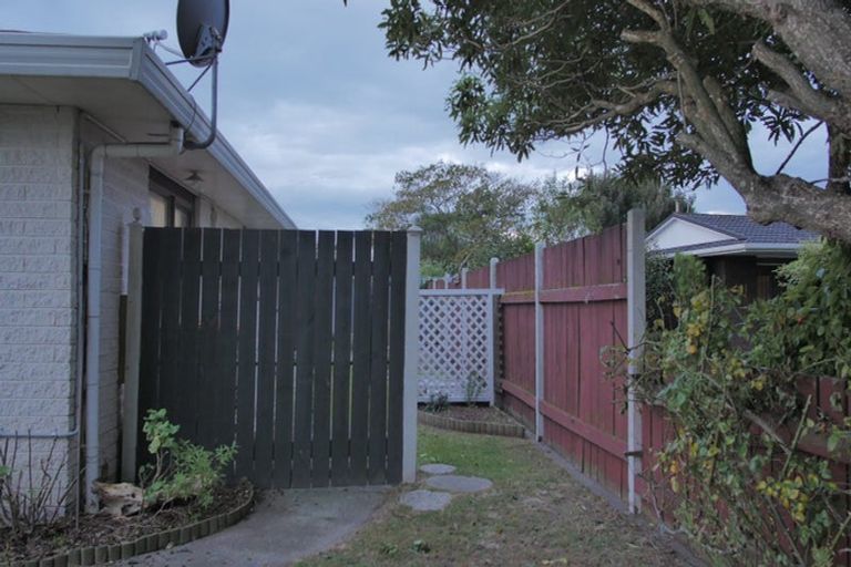 Photo of property in 32 Cecil Place, Cloverlea, Palmerston North, 4412