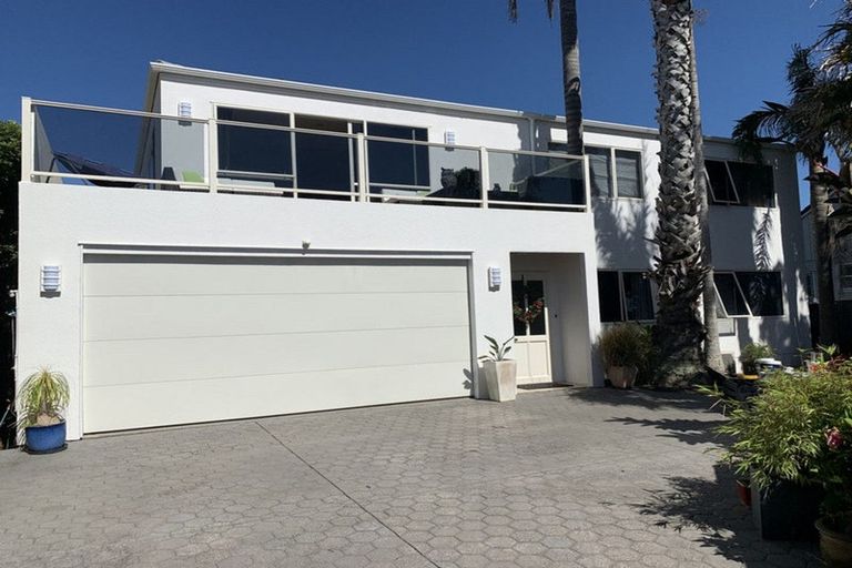 Photo of property in 2/432 Hibiscus Coast Highway, Orewa, 0931