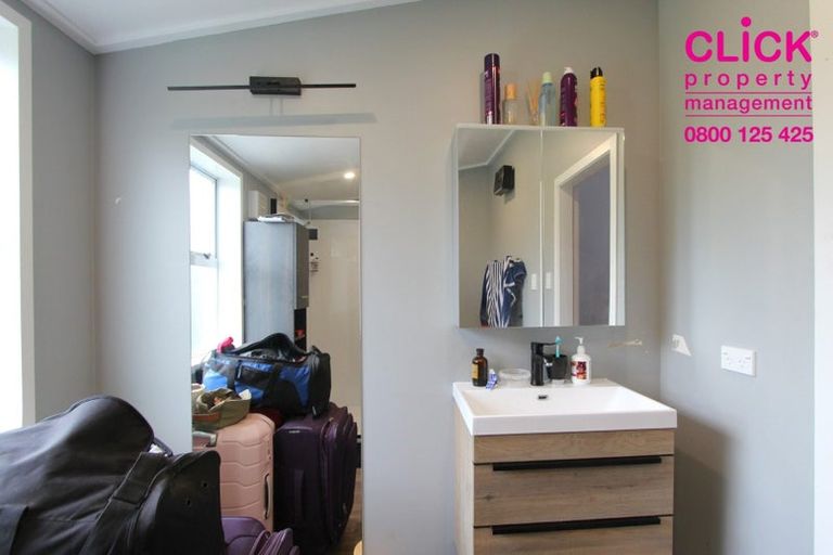 Photo of property in 82 Highcliff Road, Andersons Bay, Dunedin, 9013