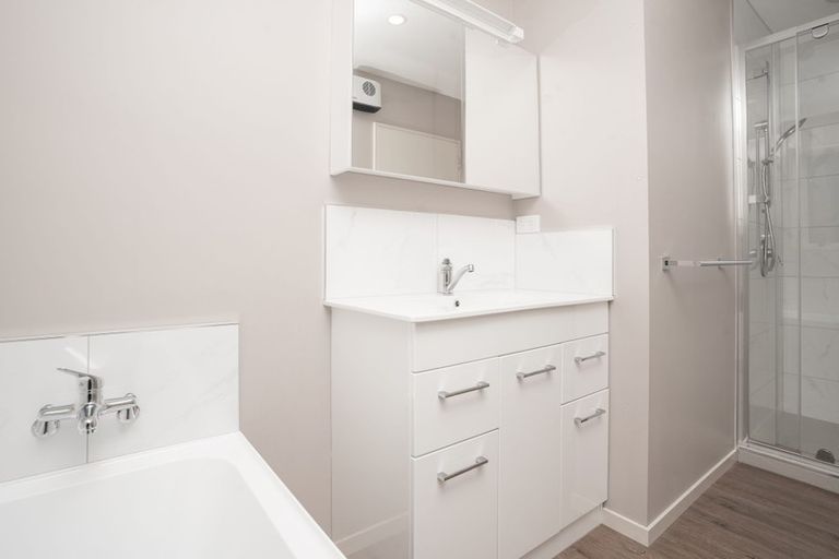 Photo of property in 3a Sealy Place, Bryndwr, Christchurch, 8053