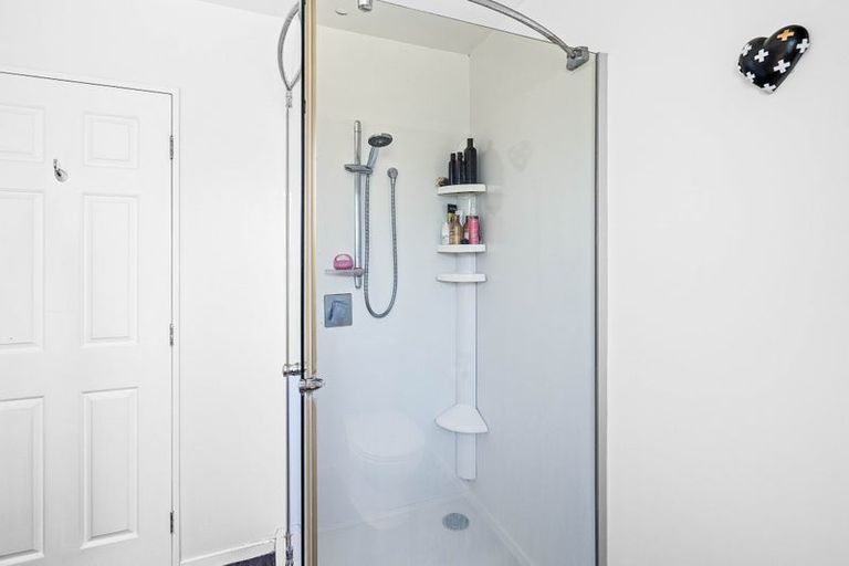 Photo of property in 3 Hamish Place, Westmorland, Christchurch, 8025