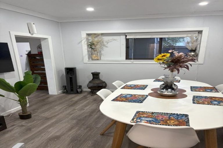 Photo of property in 705 Massey Street, Akina, Hastings, 4122