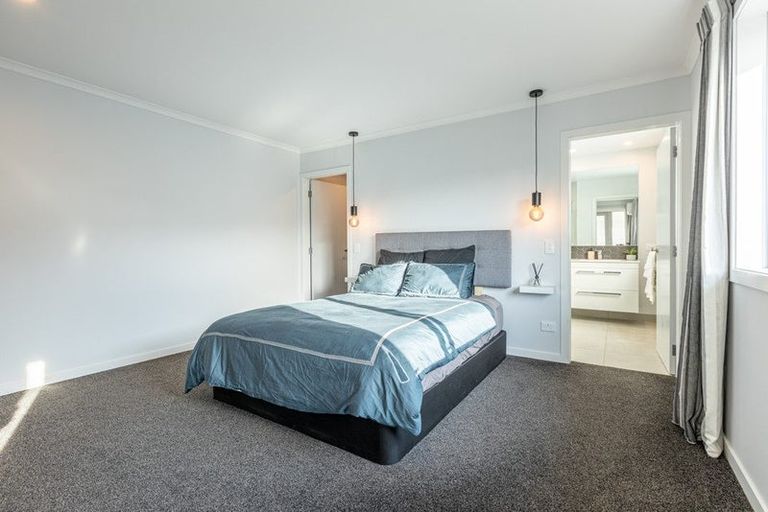 Photo of property in 30 Freedom Drive, Kelvin Grove, Palmerston North, 4414