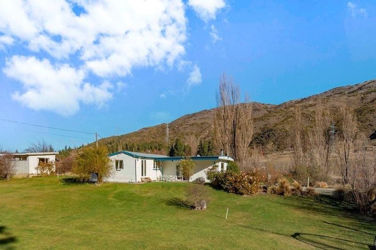 Photo of property in 1 Miners Lane, Clyde, 9330