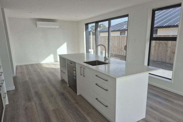 Photo of property in 32 Pateman Street, Woodend, 7610