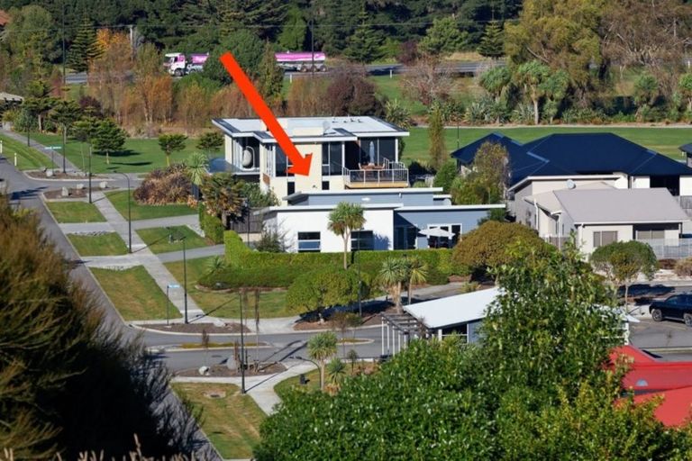 Photo of property in 1 Mcrae Gardens, Kaikoura Flat, Kaikoura, 7371