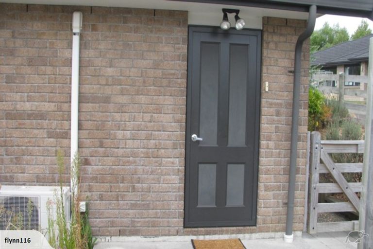 Photo of property in 10 Jade Crescent, Timberlea, Upper Hutt, 5018