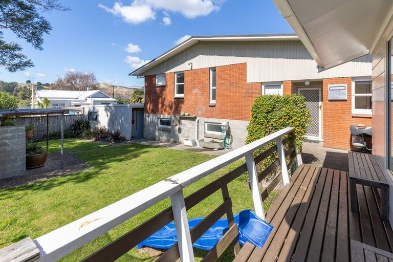 Photo of property in 2 Alexandra Street, Huntly, 3700