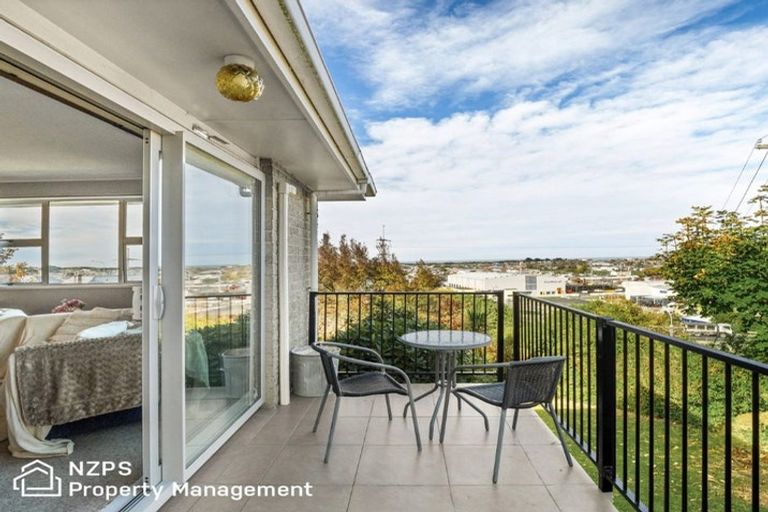 Photo of property in 17 Walter Street, The Glen, Dunedin, 9011