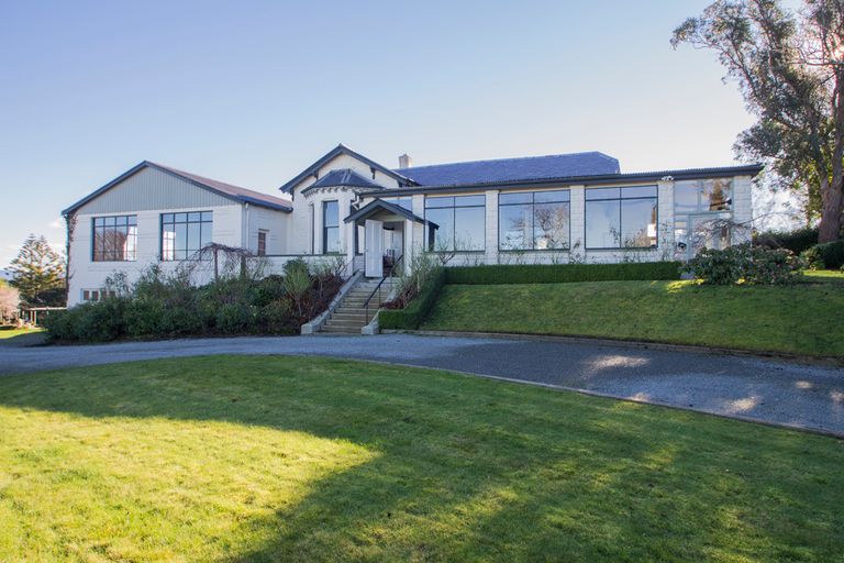 Photo of property in 140 Perth Street, Holmes Hill, Oamaru, 9401