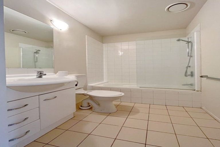 Photo of property in The Grange, 87/92 Bush Road, Albany, Auckland, 0632