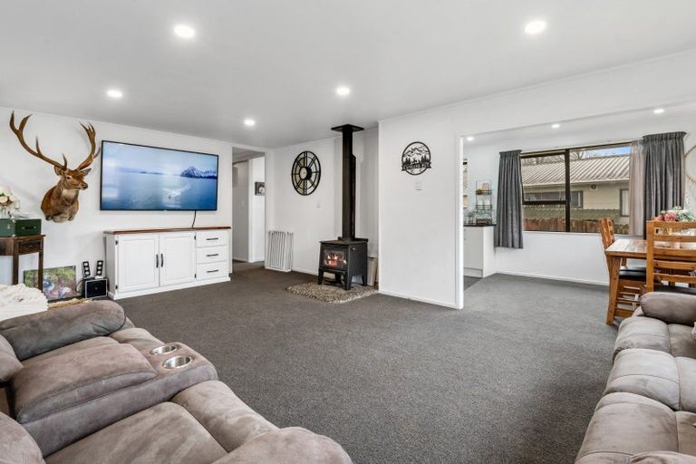 Photo of property in 17 Streamdale Place, Ngongotaha, Rotorua, 3010