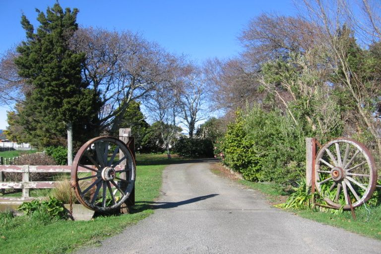 Photo of property in 37 Flygers Line, Milson, Palmerston North, 4478