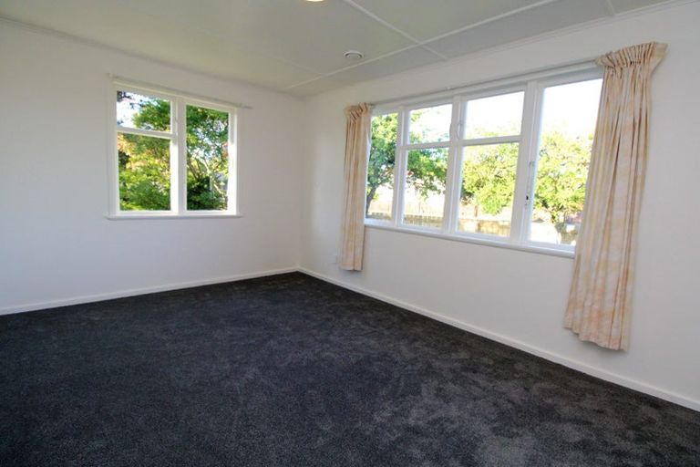 Photo of property in 16 Christian Street, Dannevirke, 4930