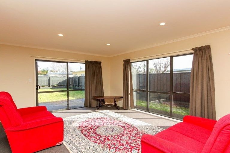 Photo of property in 354 Carrington Street, Upper Vogeltown, New Plymouth, 4310