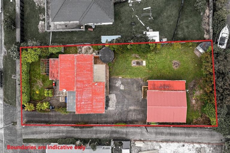 Photo of property in 10 Tapu Road, Huapai, Kumeu, 0810