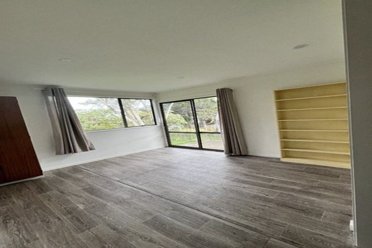 Photo of property in 226 Mahia Road, Weymouth, Auckland, 2103