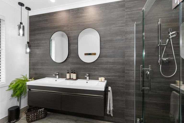 Photo of property in 15 Shadbolt Drive, Leamington, Cambridge, 3432