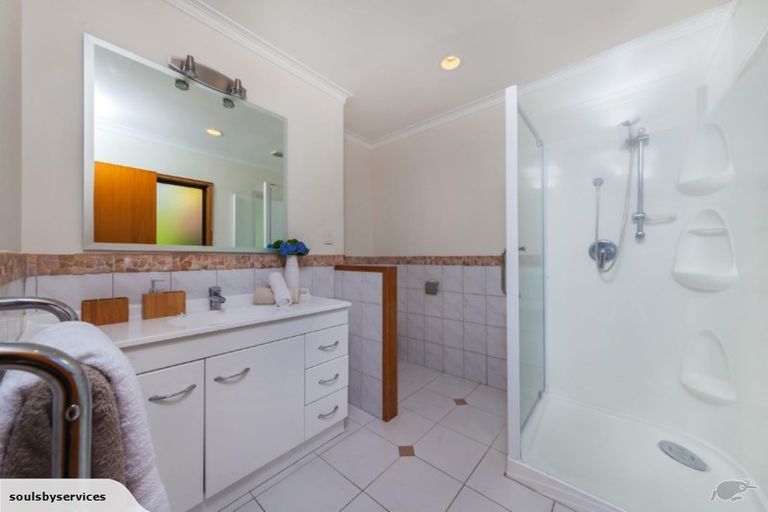 Photo of property in 91 Haseler Crescent, Howick, Auckland, 2014