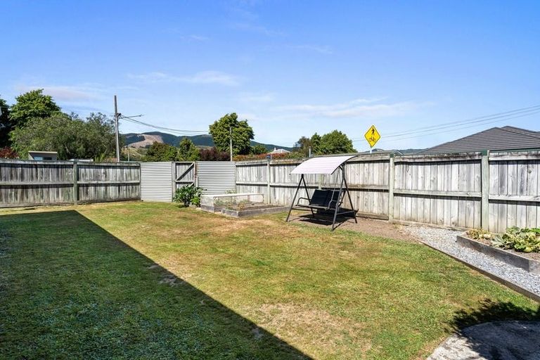 Photo of property in 17 Andrew Street, Stoke, Nelson, 7011