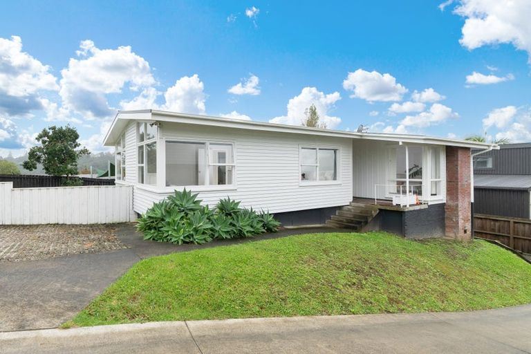 Photo of property in 137 Verbena Road, Birkdale, Auckland, 0626