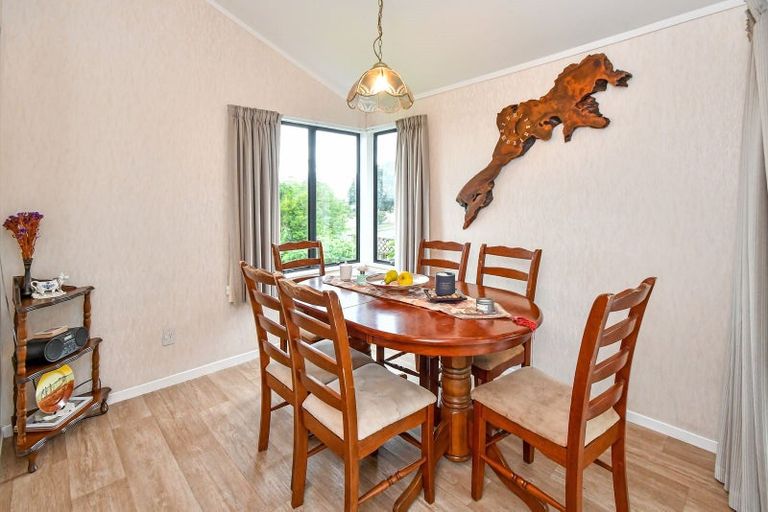 Photo of property in 4 Greenstone Place, Clover Park, Auckland, 2019