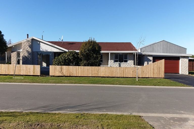 Photo of property in 1 Pemberton Drive, Darfield, 7510