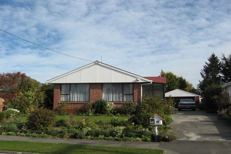 Photo of property in 41 Gladson Avenue, Sockburn, Christchurch, 8042