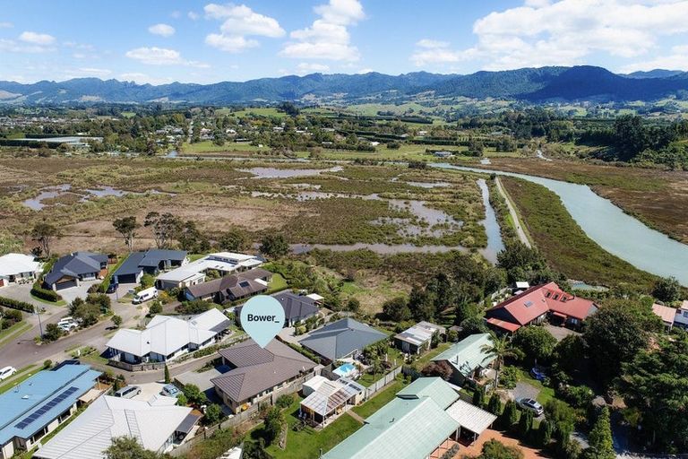 Photo of property in 14 Riverside Place, Katikati, 3129