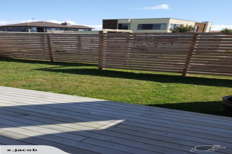 Photo of property in 20 Defender Crescent, Beachlands, Auckland, 2018