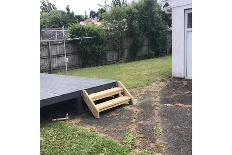 Photo of property in 5 Waldie Grove, Avalon, Lower Hutt, 5011