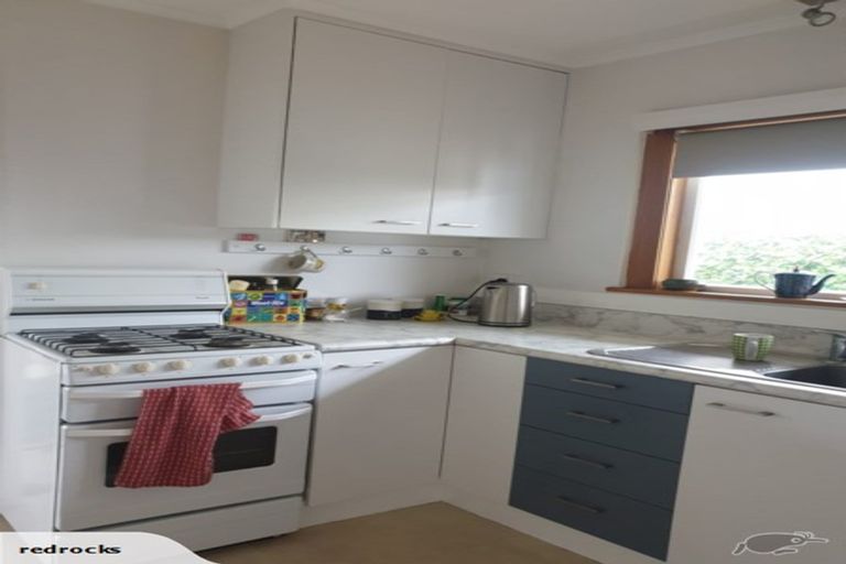 Photo of property in 36 Carlisle Street, Island Bay, Wellington, 6023