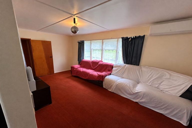 Photo of property in 62-64 Hampshire Street, Cannons Creek, Porirua, 5024