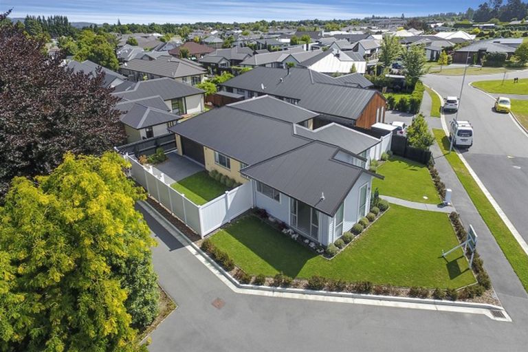 Photo of property in 25 Haughey Drive, Mairehau, Christchurch, 8052