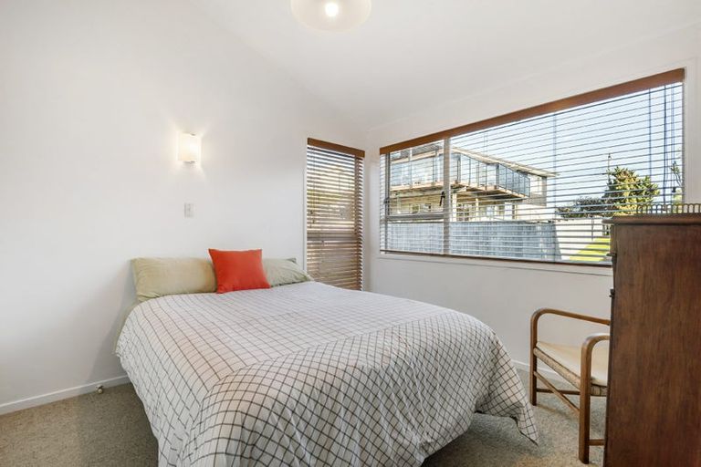 Photo of property in 4/48a Vauxhall Road, Devonport, Auckland, 0624