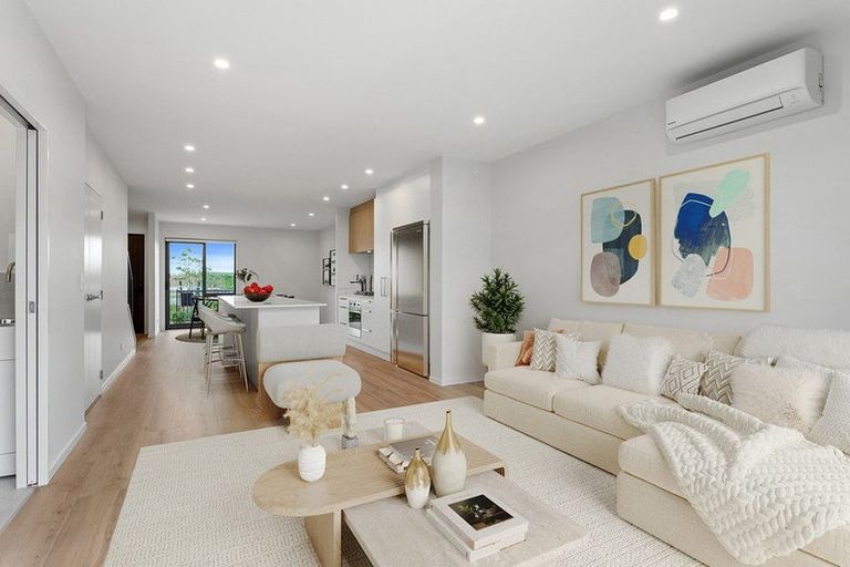 Photo of property in 140 Pepene Avenue, Takanini, Auckland, 2112