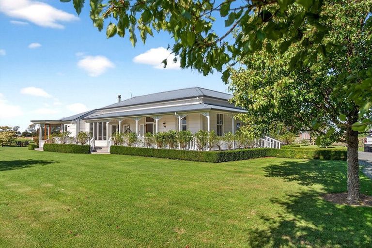 Photo of property in 23a Hupenui Road, Ahikouka, Greytown, 5794