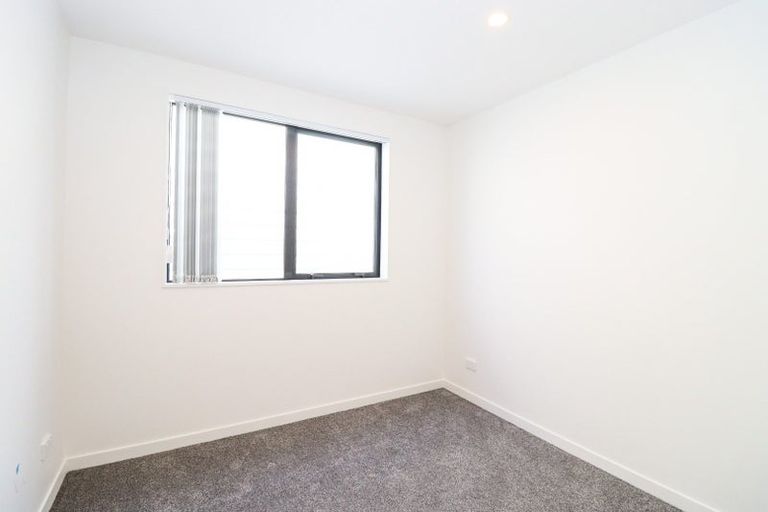 Photo of property in 10 Tukauri Place, Papakura, 2110