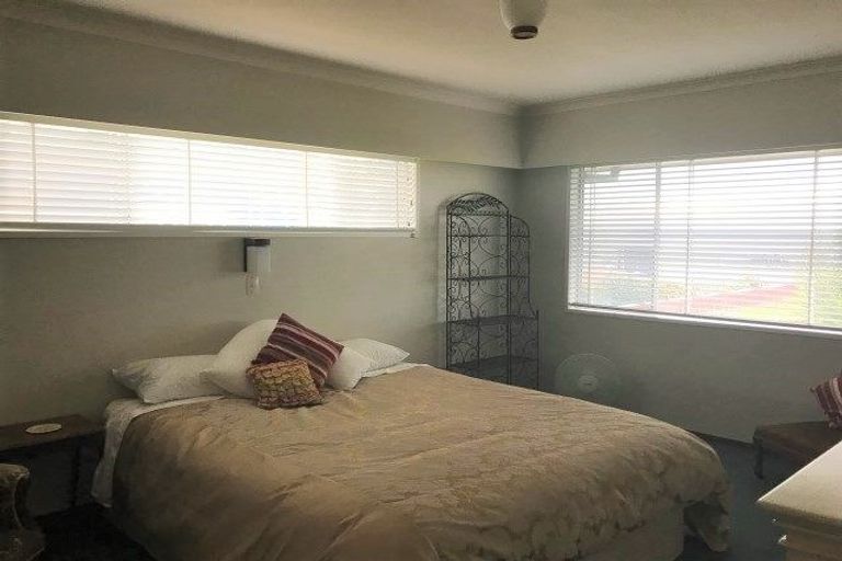 Photo of property in 1 Beach Road, Otumoetai, Tauranga, 3110