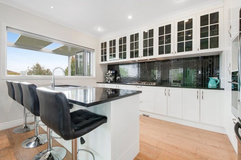 Photo of property in 9 Harvest Avenue, Orewa, 0931