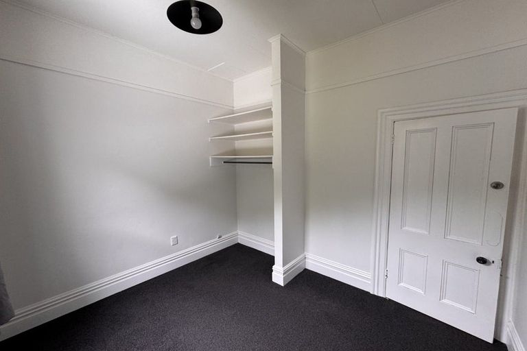 Photo of property in 2a Russell Terrace, Newtown, Wellington, 6021