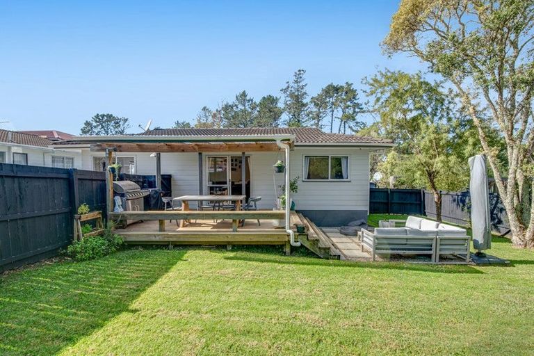 Photo of property in 20 Spargo Road, Massey, Auckland, 0614