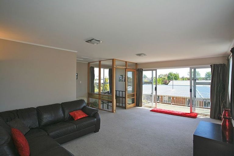 Photo of property in 6 Birdling Place, Halswell, Christchurch, 8025