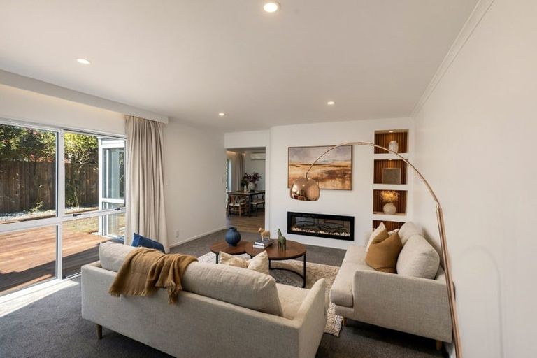 Photo of property in 139 Memorial Avenue, Burnside, Christchurch, 8053