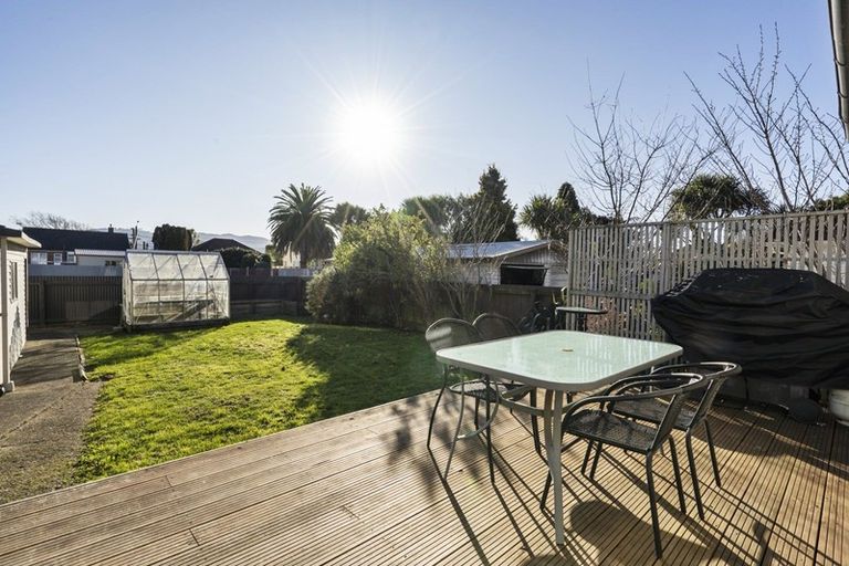 Photo of property in 14 Strand Crescent, Naenae, Lower Hutt, 5011